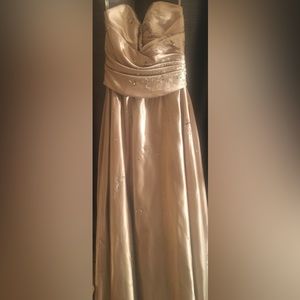 Womens strapless gold satin formal gown. Size 4-6.
